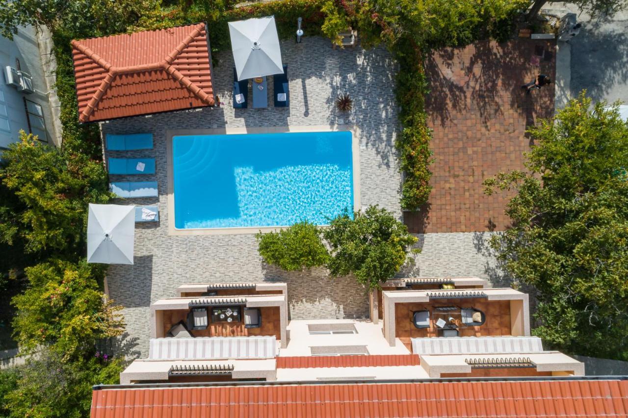 Palit Juric Apartments-Rab מראה חיצוני תמונה