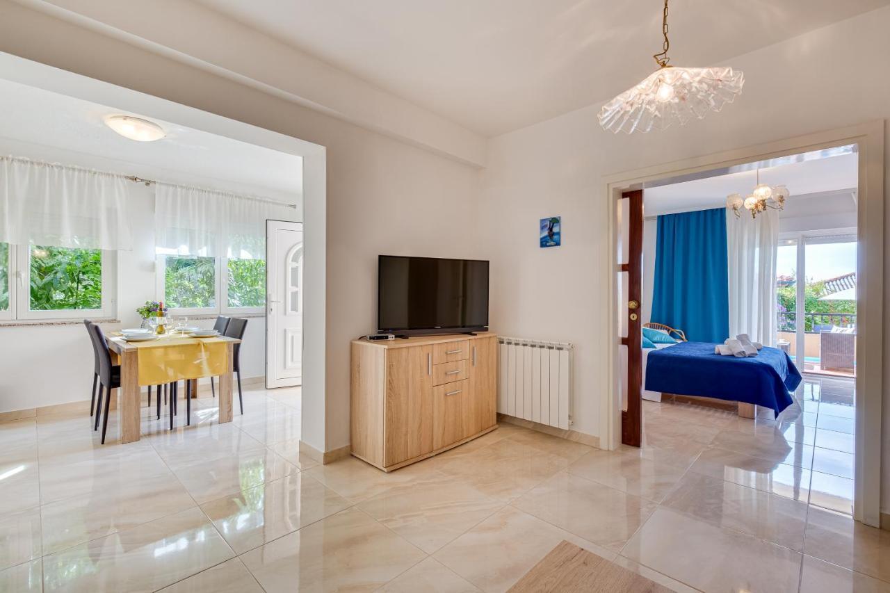 Palit Juric Apartments-Rab מראה חיצוני תמונה