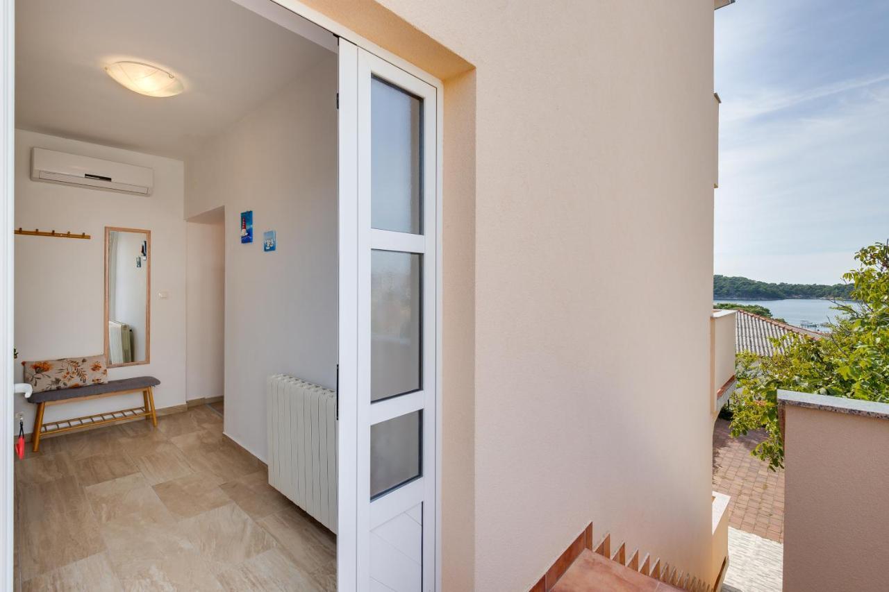 Palit Juric Apartments-Rab מראה חיצוני תמונה