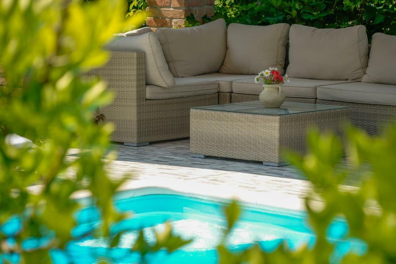 Palit Juric Apartments-Rab מראה חיצוני תמונה